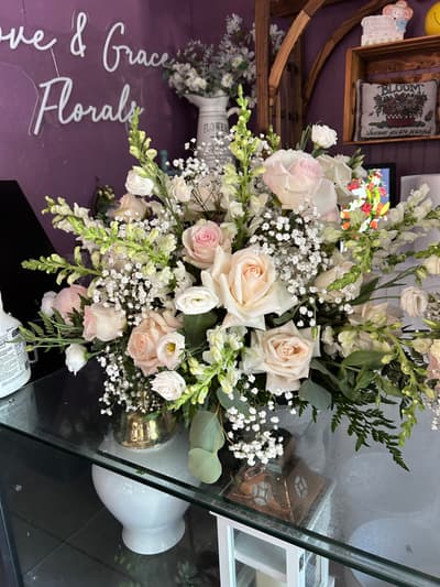 Card Image - Love & Grace Floral & Events