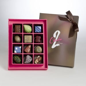 Product Image - 2 CHICKS WITH CHOCOLATE 12 PIECE BOX