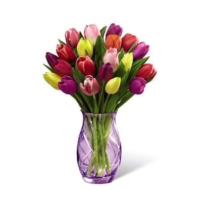 Product Image - The FTD® Spring Tulip Bouquet 2017