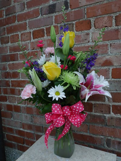 Product Image - A Spring Mix Bouquet (bow and florals vary)